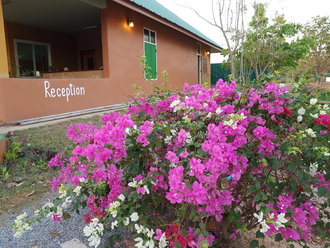 Baandin Resort Sukhothai Exterior foto
